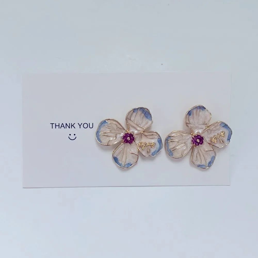 🌸New Beautiful Flower Petals Earrings